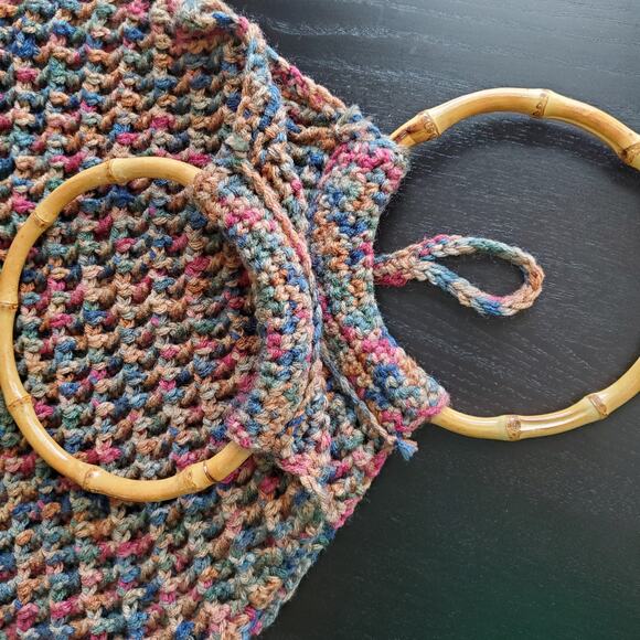 Vintage Crochet Knit Tote Bag Double Bamboo Handles Handmade Casual Cottage - Picture 9 of 9